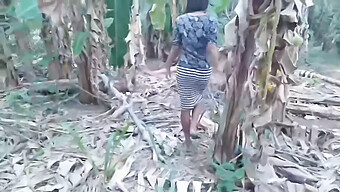 Adolescente Indiana Se Masturba Na Selva Depois Da Escola